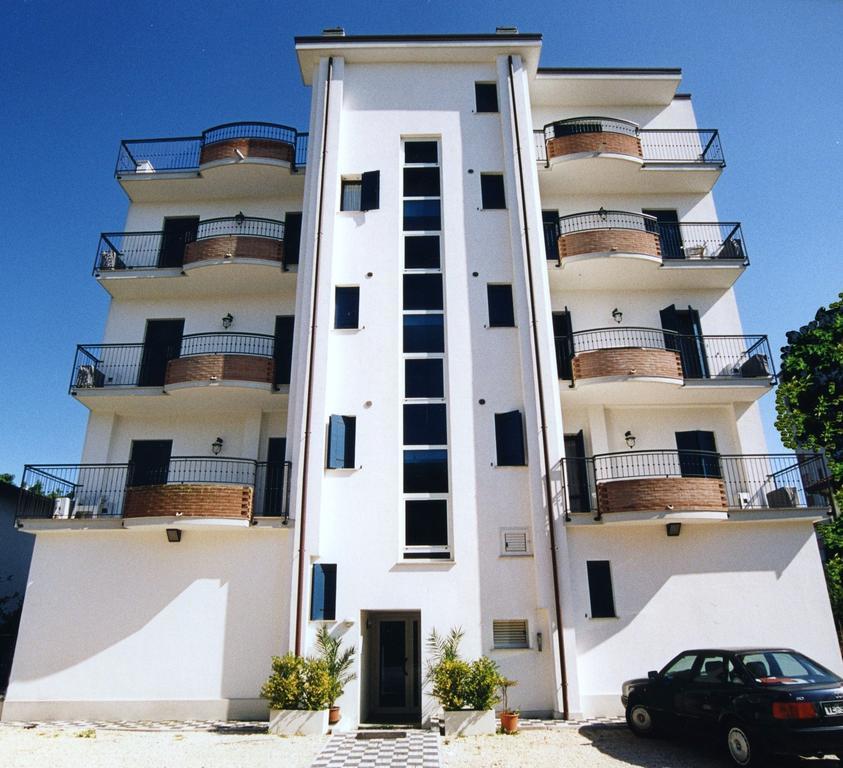 Ilios Residence ลิโดดิเยโซโล ภายนอก รูปภาพ
